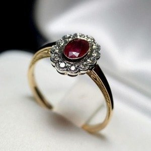 Pierścionek z rubinem i brylantami ID 319