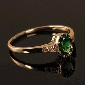 Pierścionek z szmaragdem i brylantami ID 314
