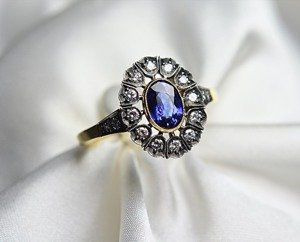 Pierścionek zaręczynowy z brylantami ID 361